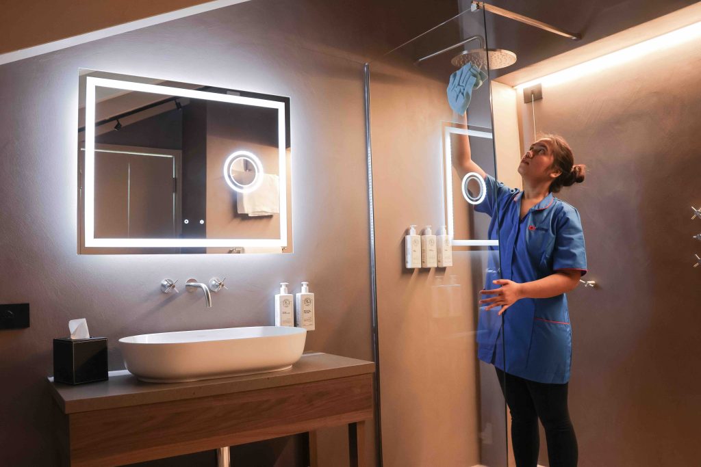 71 - jobbing - servizi in ambito alberghiero